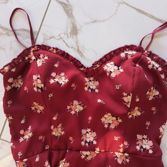 Francescas Red sleevless floral mini babydoll dress- Small New without tags - Picture 2 of 5